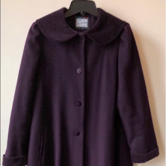 Rothschild Jackets & Blazers - 💜 Rothschild Plum Wool and Velvet Insulated Coat